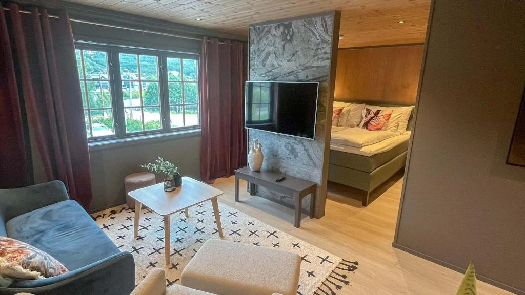 Room 1